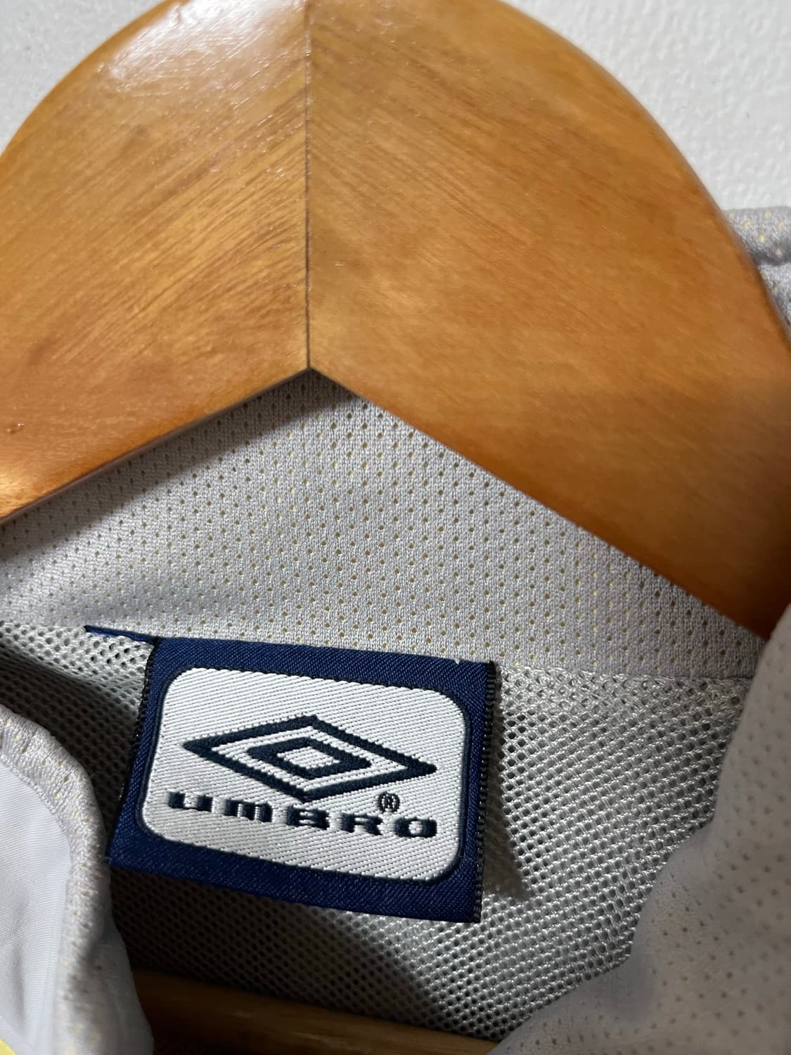 100-105 UMBRO 엄브로 루즈핏 바람막이 자켓 정품 상품이미지5