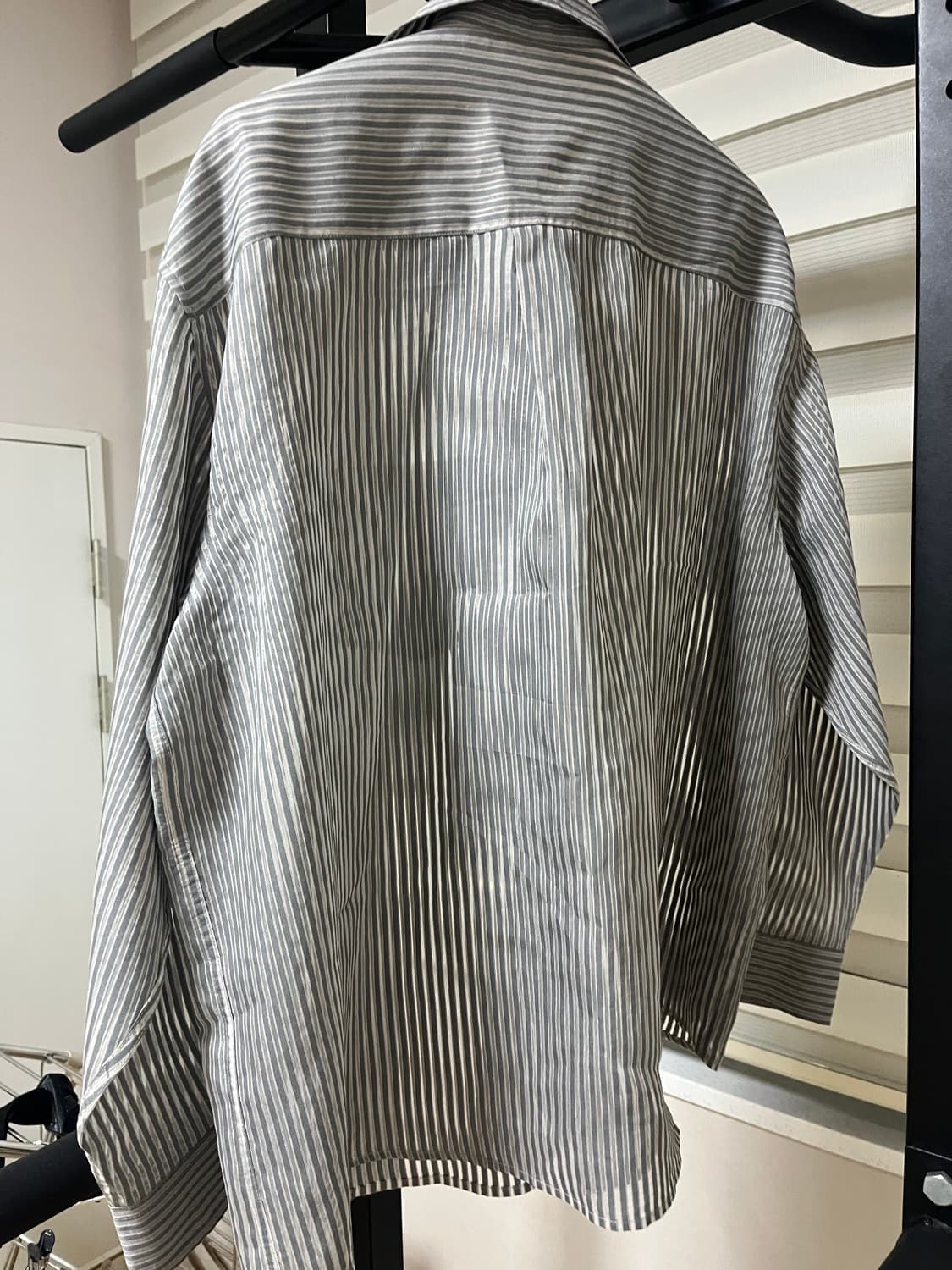 [46] 모마디자인 시스루 레이온 스트라이프 셔츠 상품이미지4