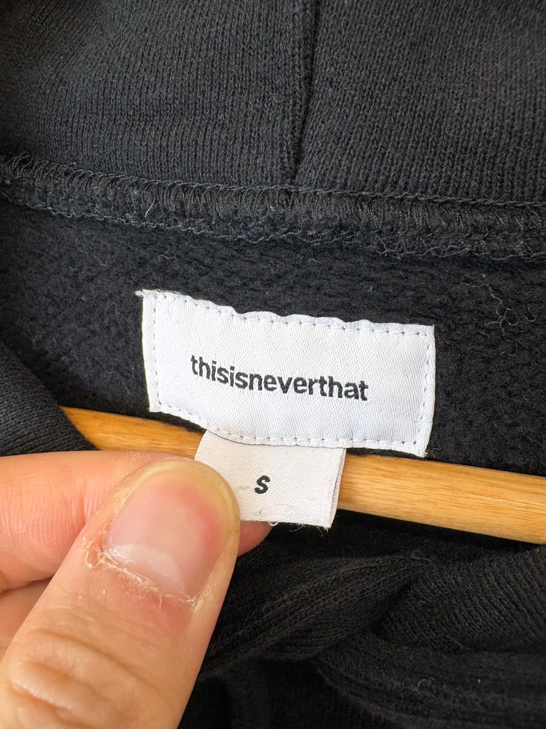 디스이즈네버댓 아치로고 후드티 블랙 상품이미지5