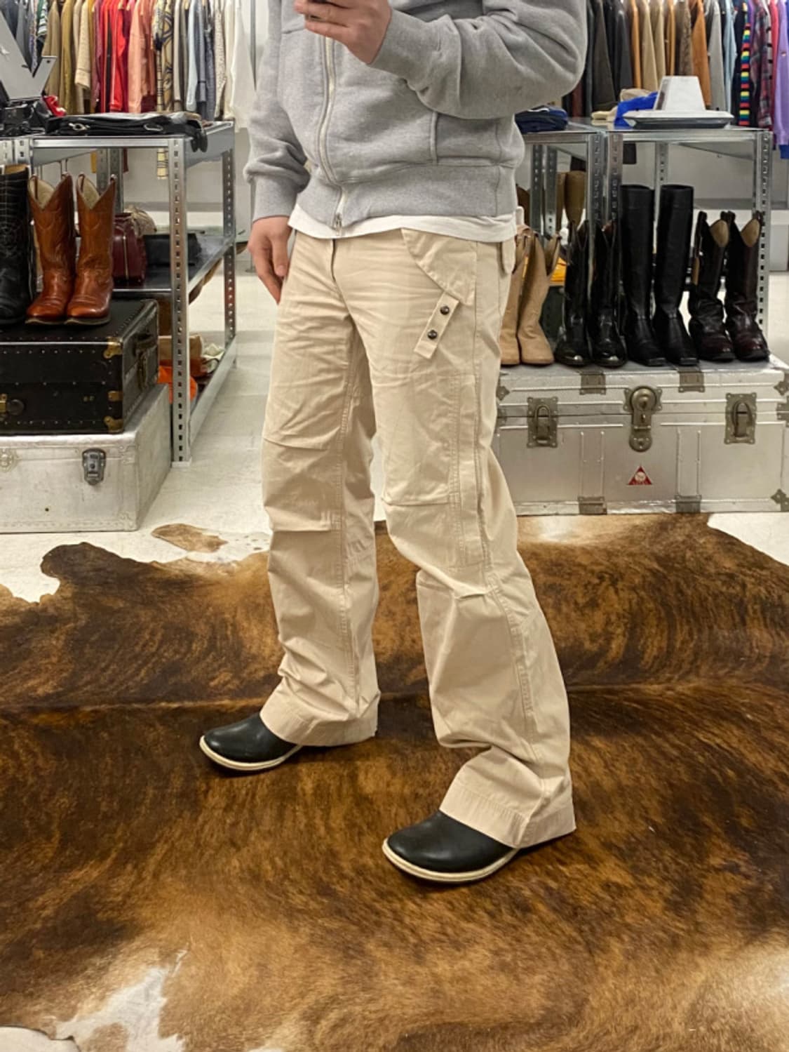 THEORY bdu cargo pants 띠어리 카고 부츠컷 상품이미지2