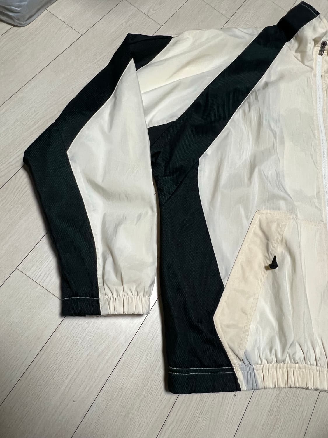 90s 나이키 빅스우시 윈드브레이커 트랙탑 L사이즈 상품이미지3