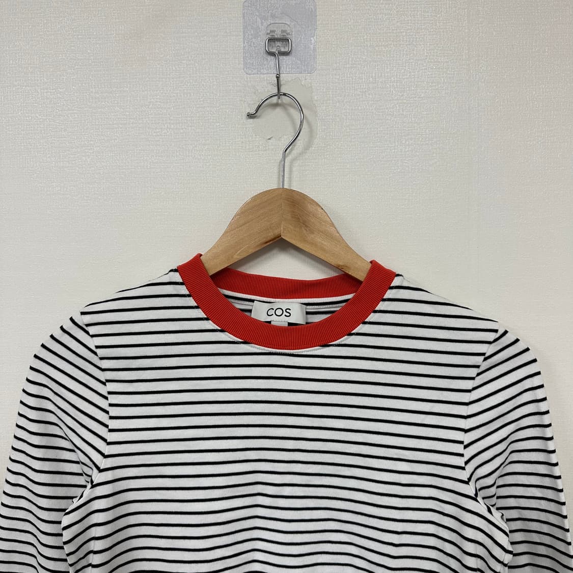 COS 스트라이프 긴팔티셔츠XS 상품이미지2