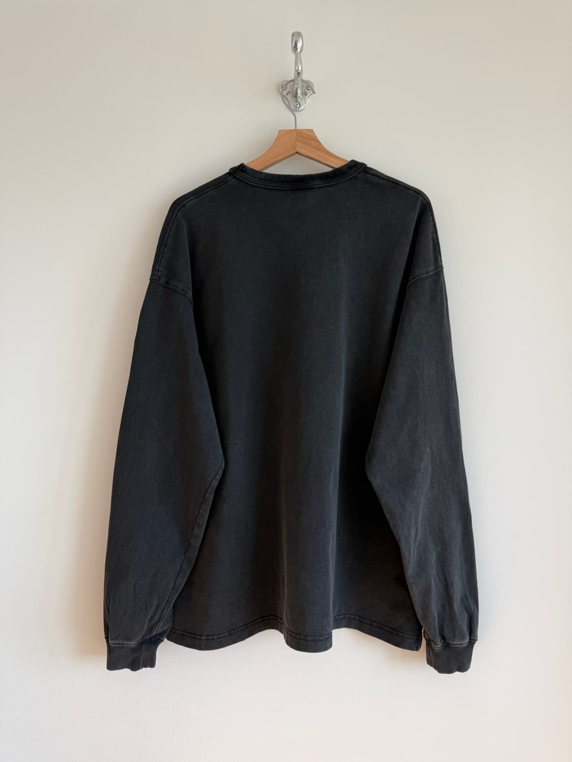 아웃스탠딩(OUTSTANDING) 롱 슬리브 상품이미지4