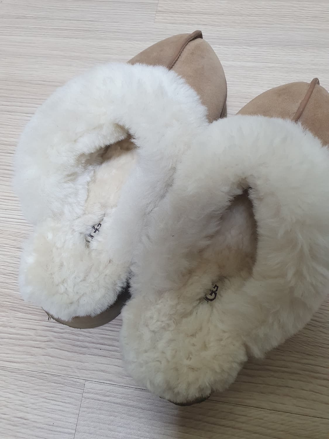 어그 디스케트 털 슬리퍼 240 상품이미지9