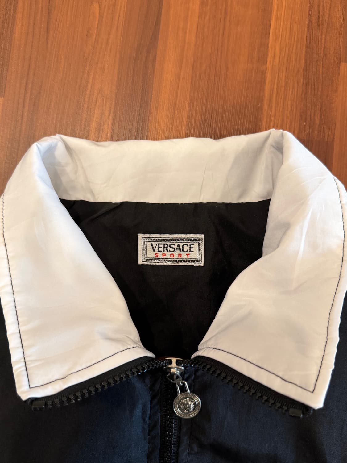 90s Versace Sport 베르사체 스포츠 나일론 웜업 반팔 집업  상품이미지10
