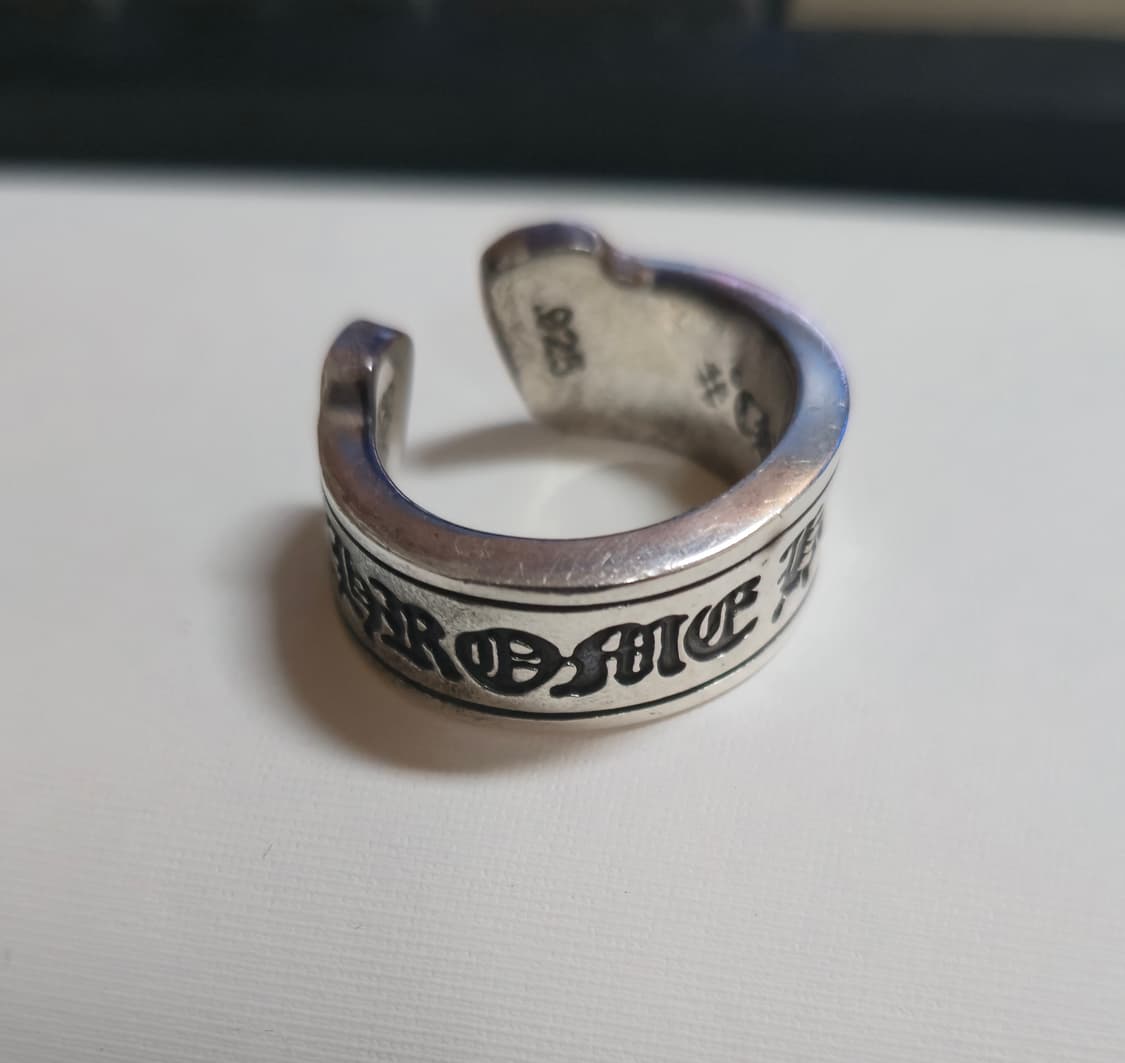 (청담매장) 크롬하츠 스크롤라벨링 라지 8.5 상품이미지3