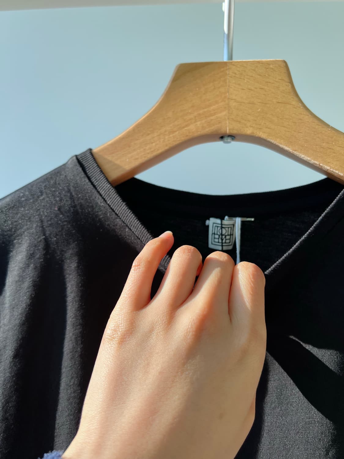 (새상품) toteme 토템 오버핏 반팔 티셔츠 상품이미지2