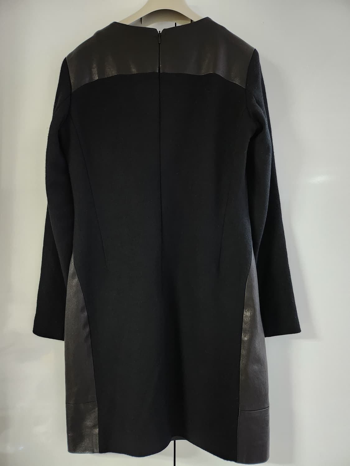 타임 블랙 레더 원피스 상품이미지2