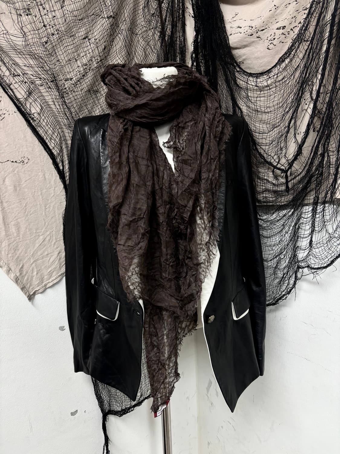 7Grunge Mood Brown Scarf 3.2 상품이미지2