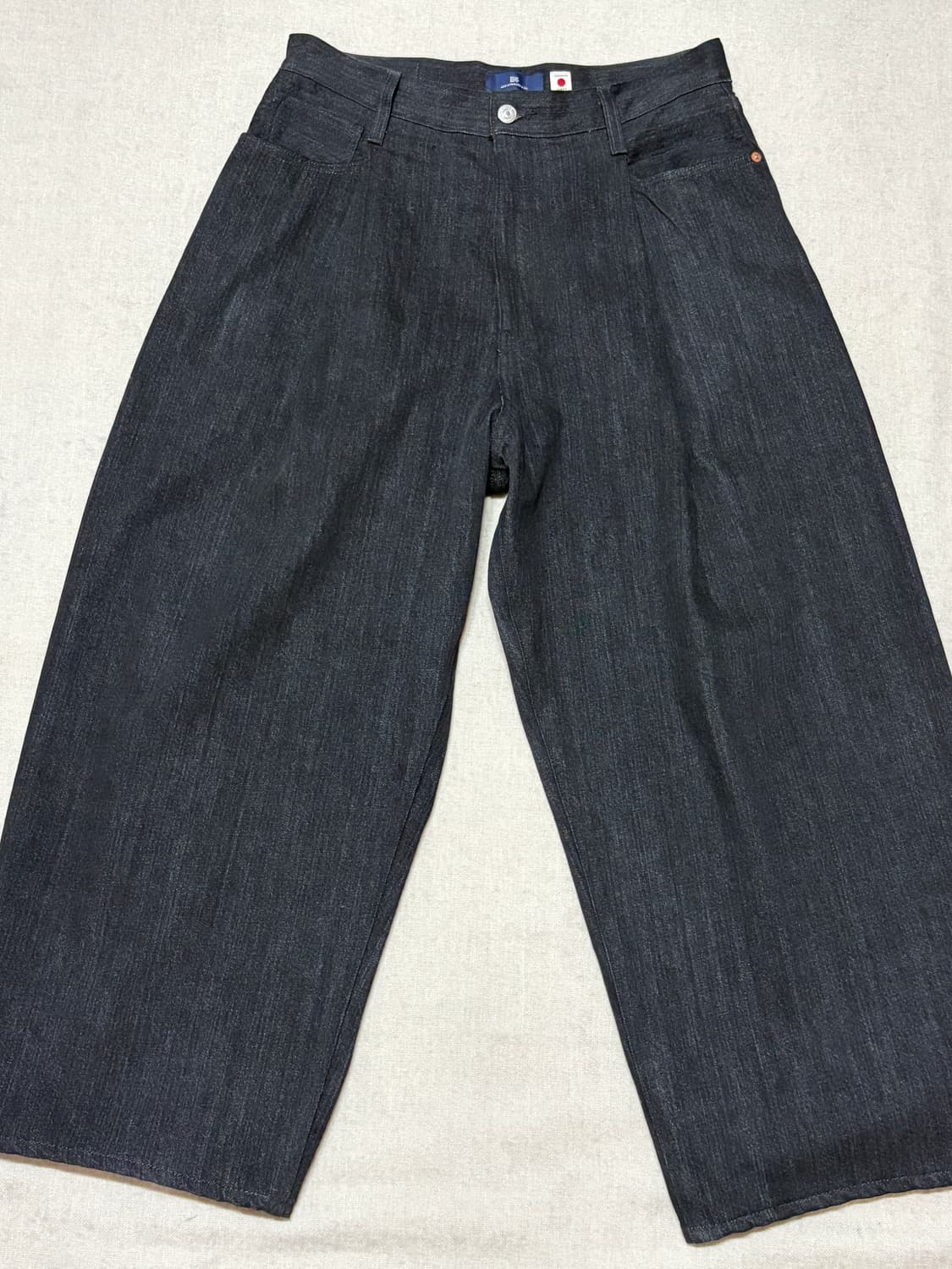 리바이스 BLUETAB 와이드레그 플리츠 크롭 진 상품이미지1