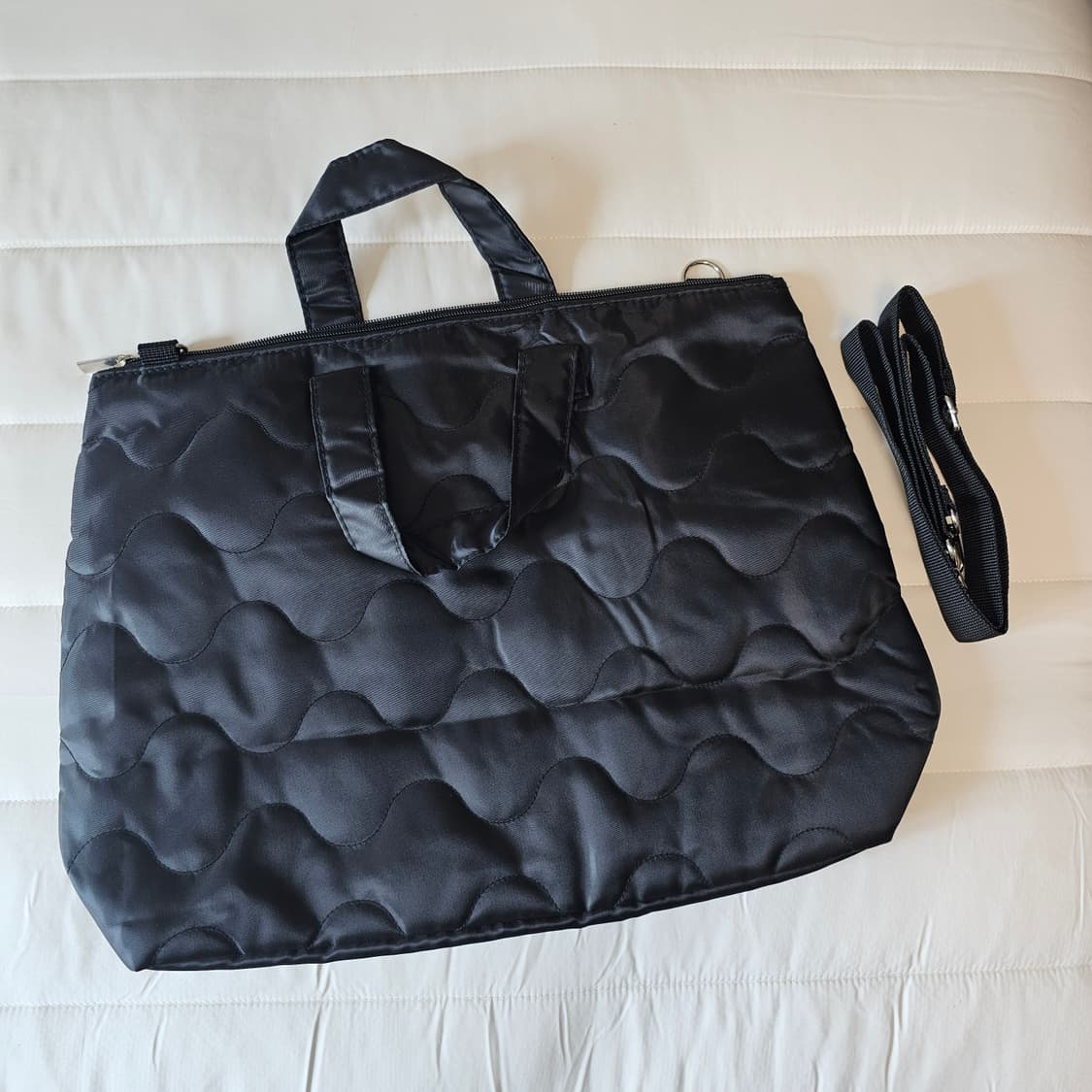 새제품) 캘빈클라인 CK 퀄팅 누빔 백 가방 크로스백 숄더백 상품이미지3