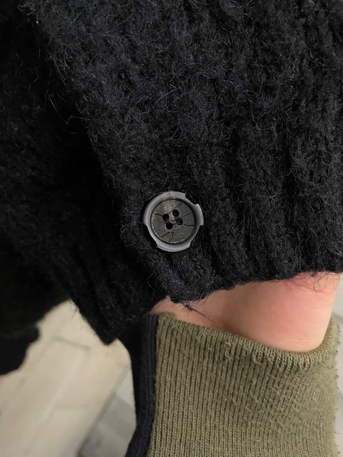 아더에러 리빙턴 니트 가디건  상품이미지6