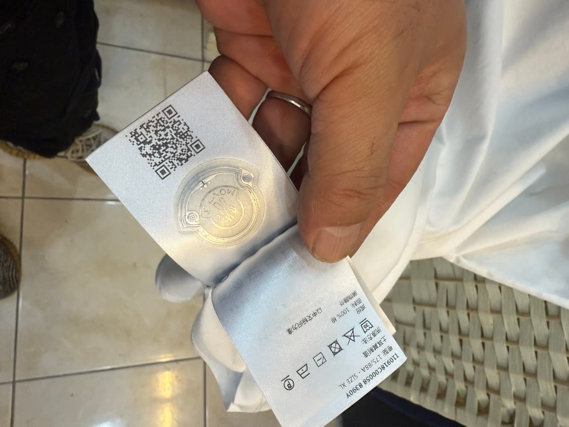 105/22ss 정품 몽클레어 반팔 팝니다 상품이미지6