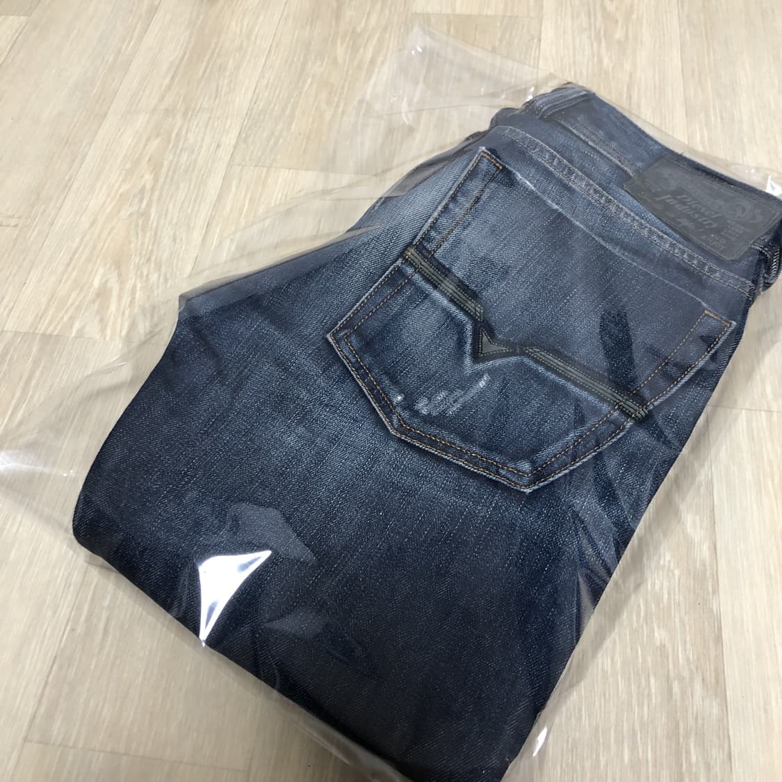 (29) 디젤 DIESEL 자티니 ZATINY 워시드 부츠컷 중청 데님 상품이미지10