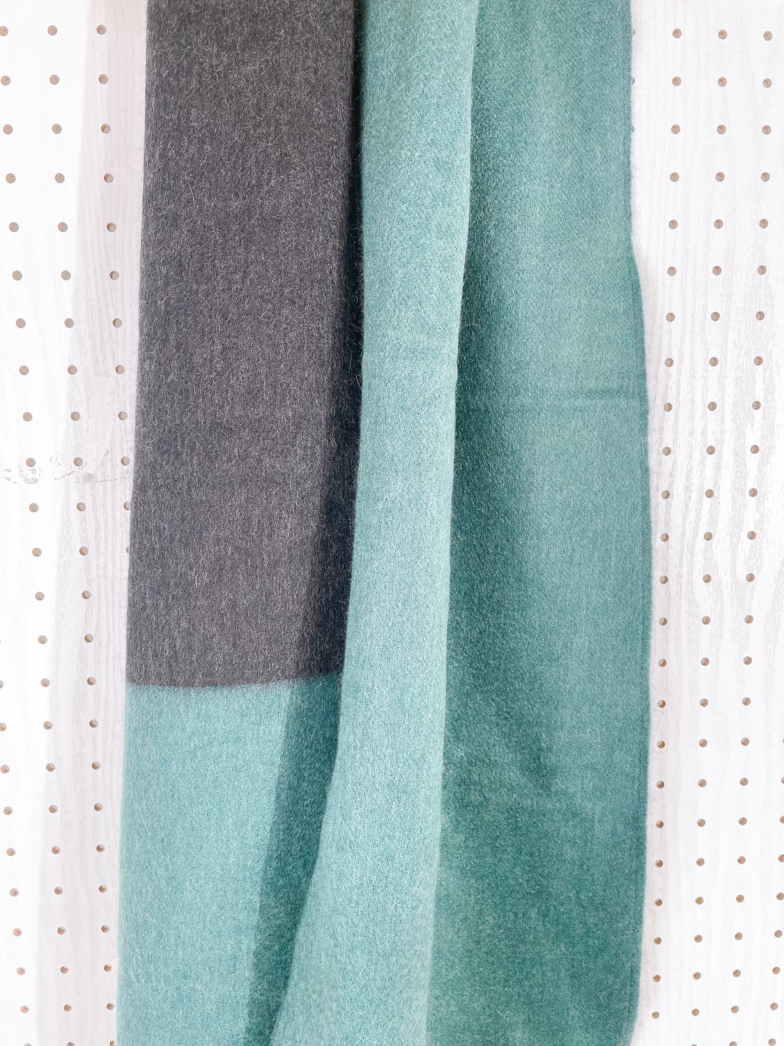 (정품/새상품) 베그앤코 공용 캐시미어100 내츄럴 머플러 그린 상품이미지2