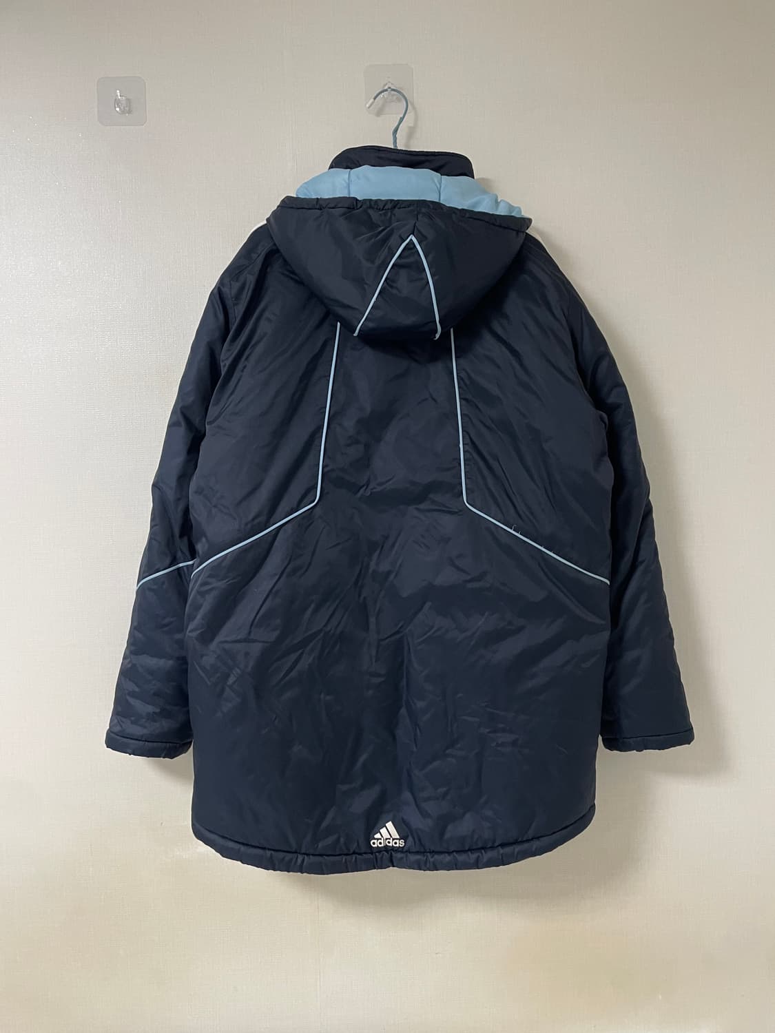 아디다스 레알마드리드 하늘네이비 패딩 상품이미지3