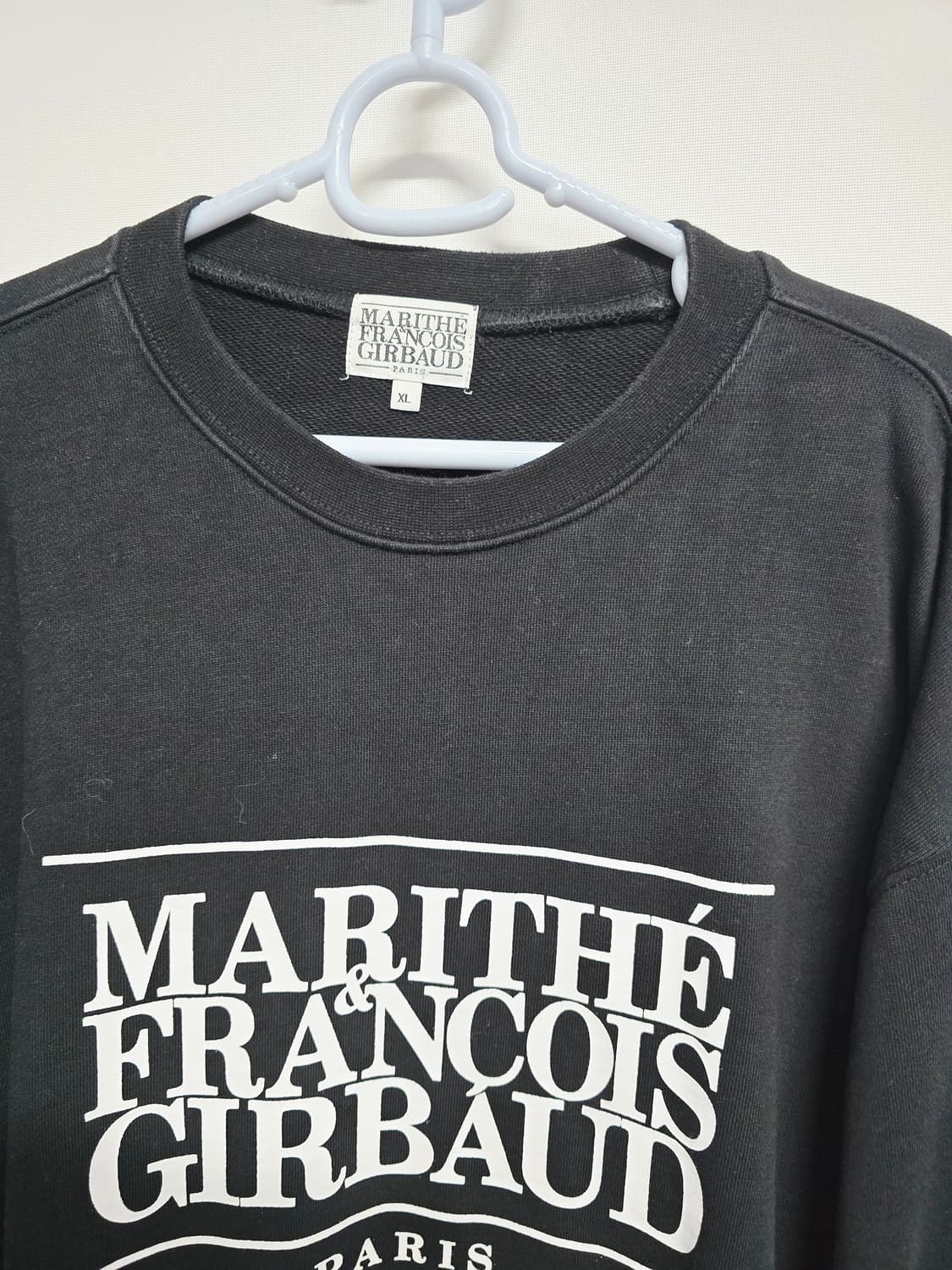 마리떼 프랑소와 저버 기모 맨투맨 블랙 상품이미지2