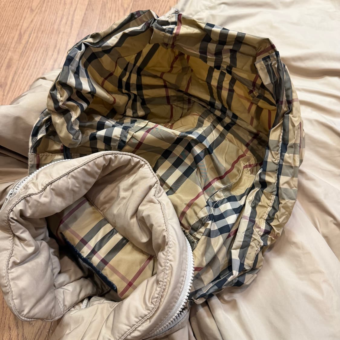 버버리 패디드 후드 포켓 필드 자켓  상품이미지3