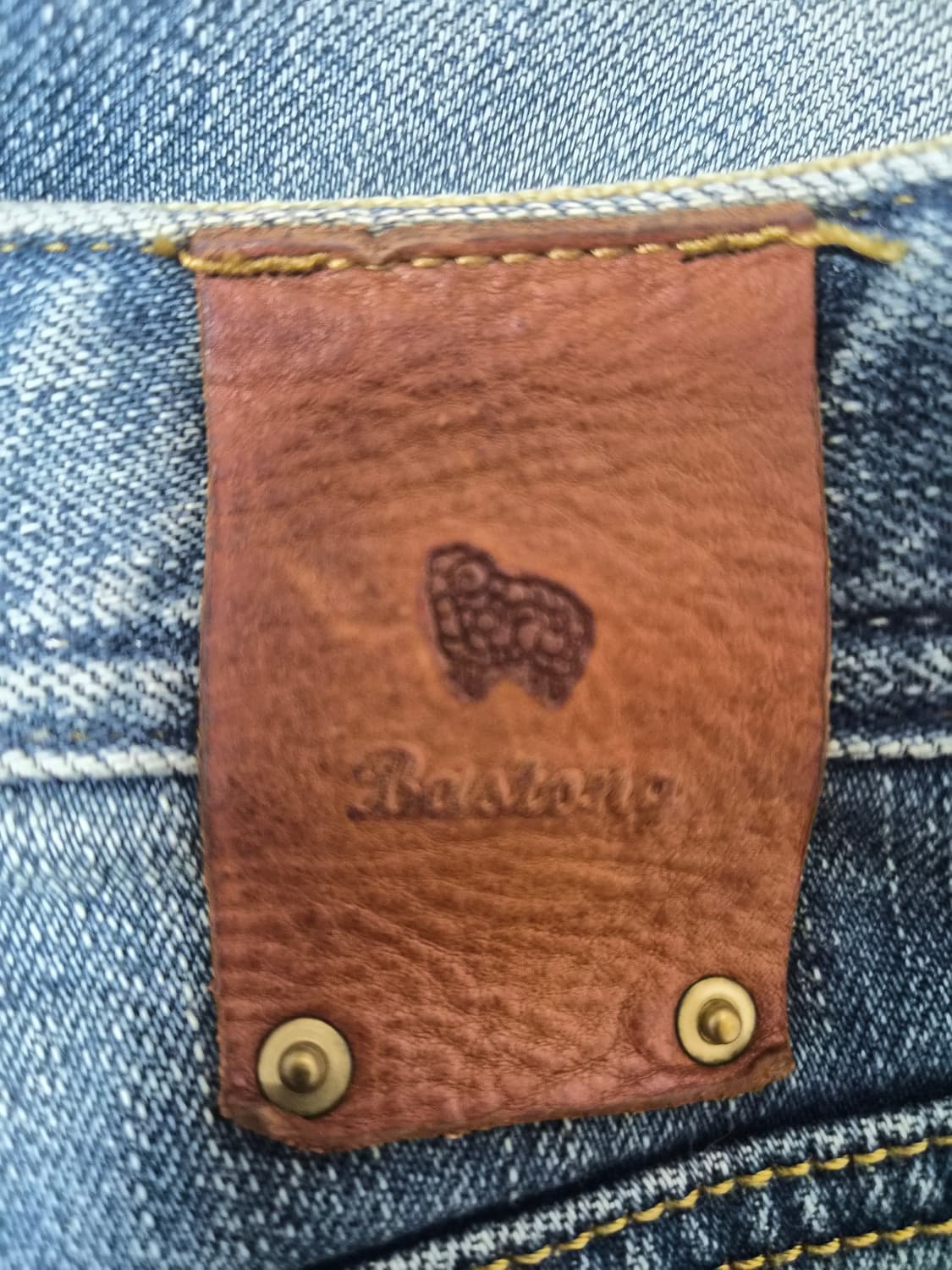 바스통Bastong 가죽패치 데님팬츠 32사이즈 P-21 상품이미지5