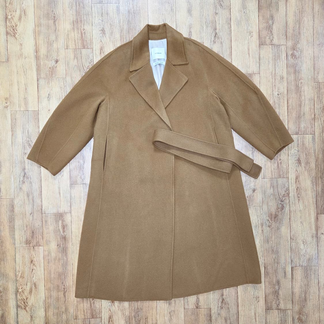 르꼬르망(le cormang) 핸드메이드 벨티드 울코트 프리사이즈 새상품 상품이미지5