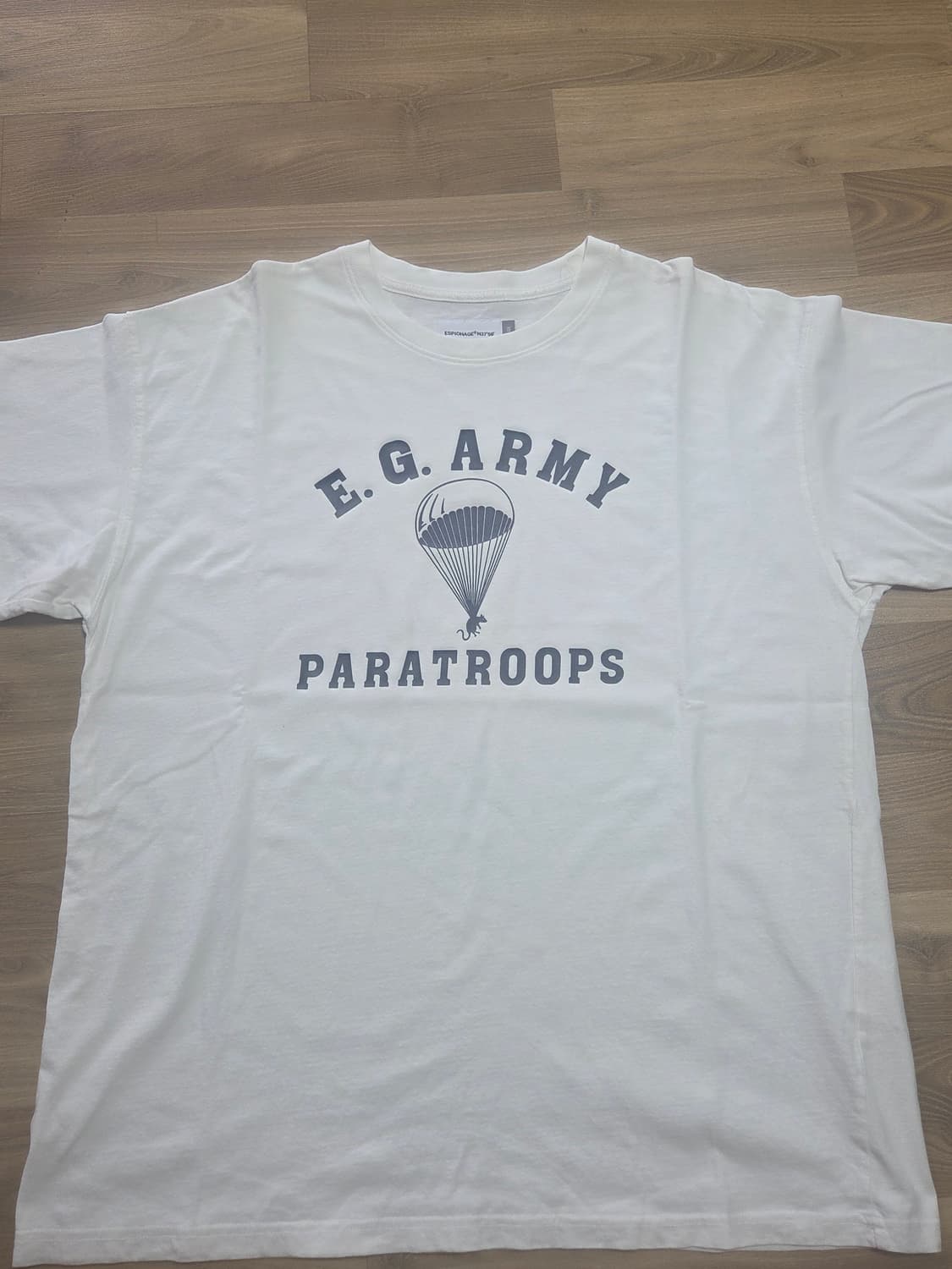 EG Paratroops Tee Off White 상품이미지3