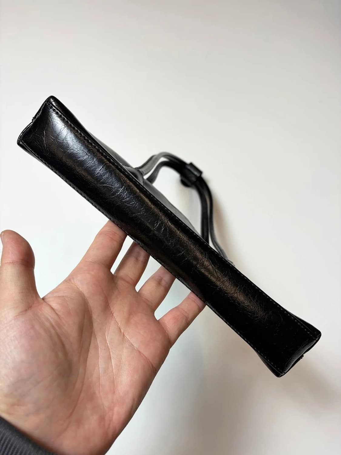 마지셔우드 MARGE SHERWOOD 베셋 크링클 숄더백 Q1497 상품이미지6