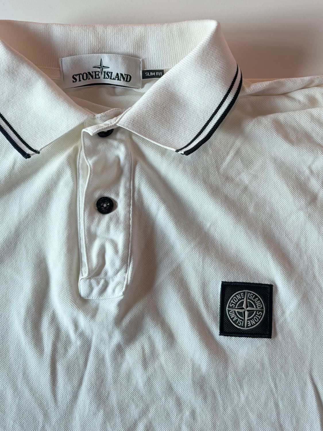 스톤아일랜드 화이트 반팔 카라티 남성 L 상품이미지2