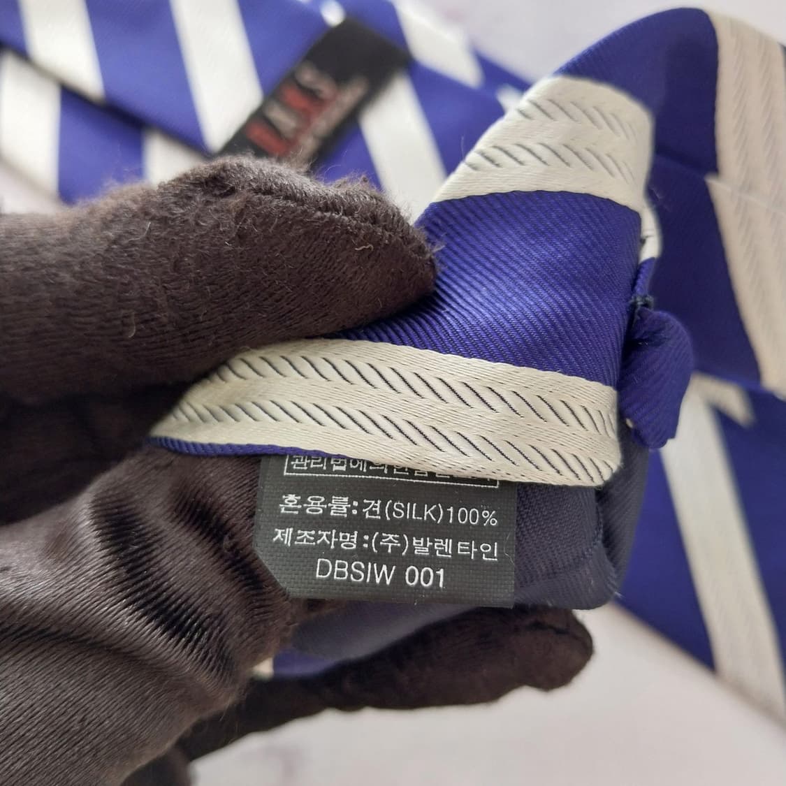 닥스 실크 스트라이프 넥타이 8.3cm A+등급 K2084
 상품이미지9