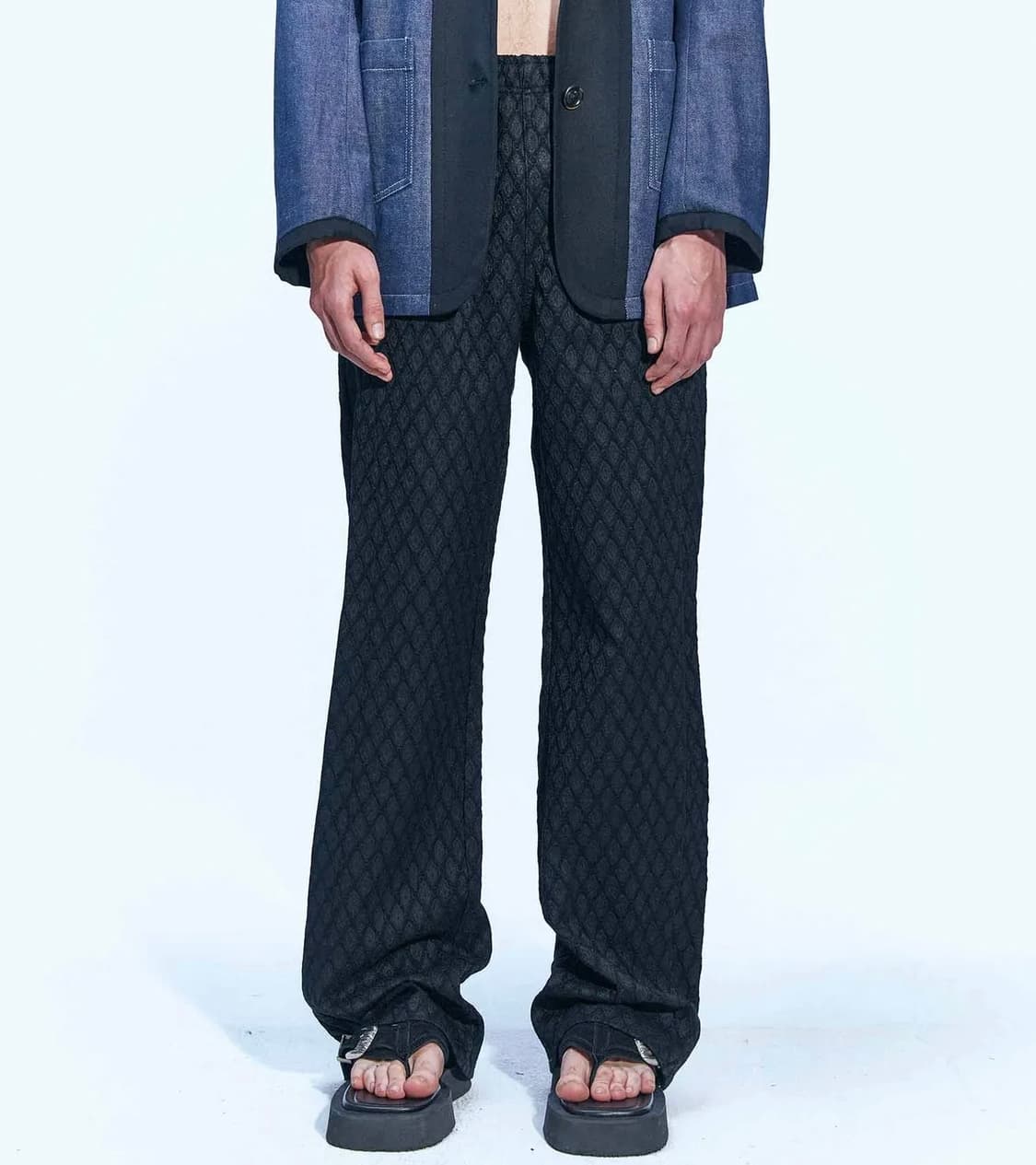 44 앤더슨벨 마케니 자카드 트랙 팬츠 블랙 상품이미지5