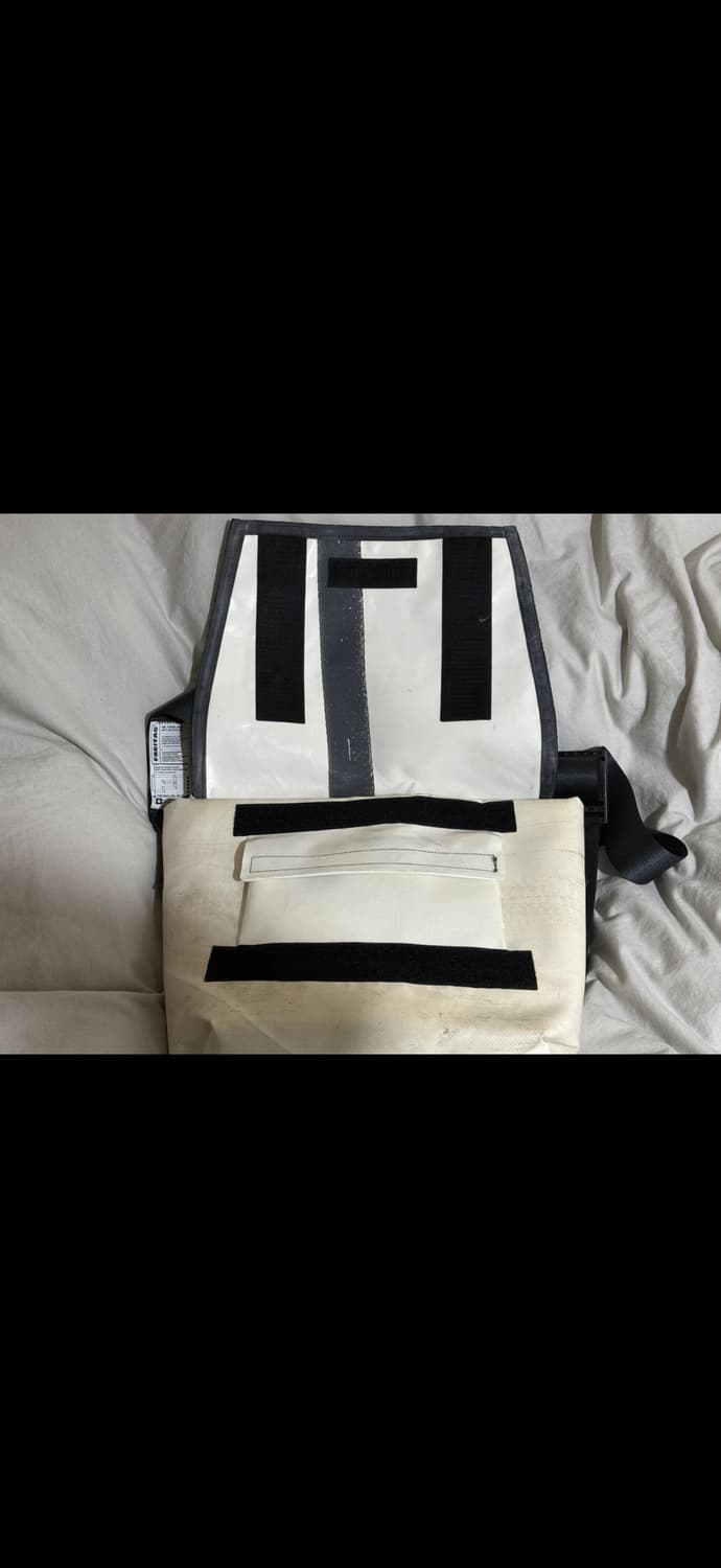 프라이탁 덱스터 흰검 민트텍o 실사용 1회 상품이미지3