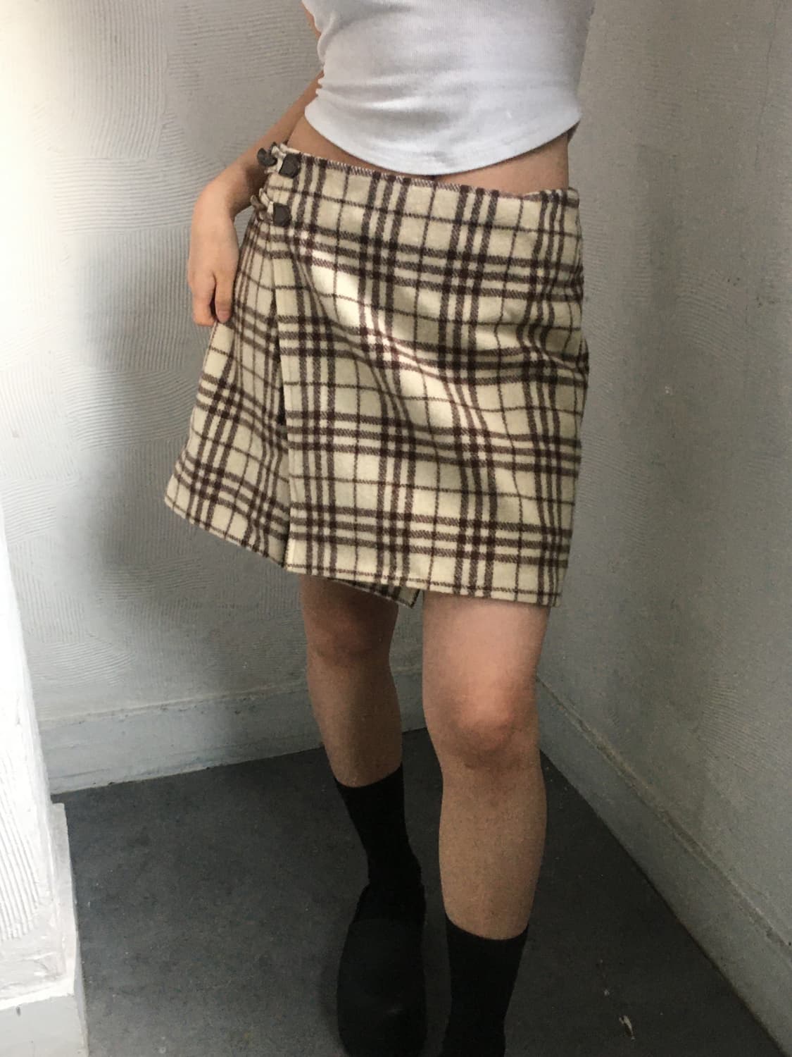 Burberry 버버리 아이보리 체크 랩스커트 상품이미지1