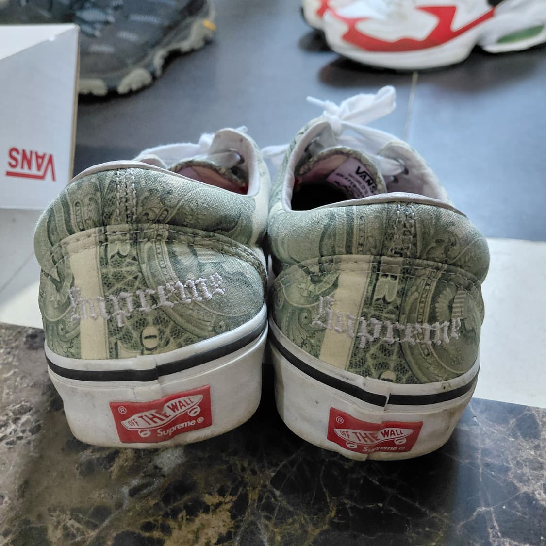 [8.5] Vans Supreme dollor Era 상품이미지3
