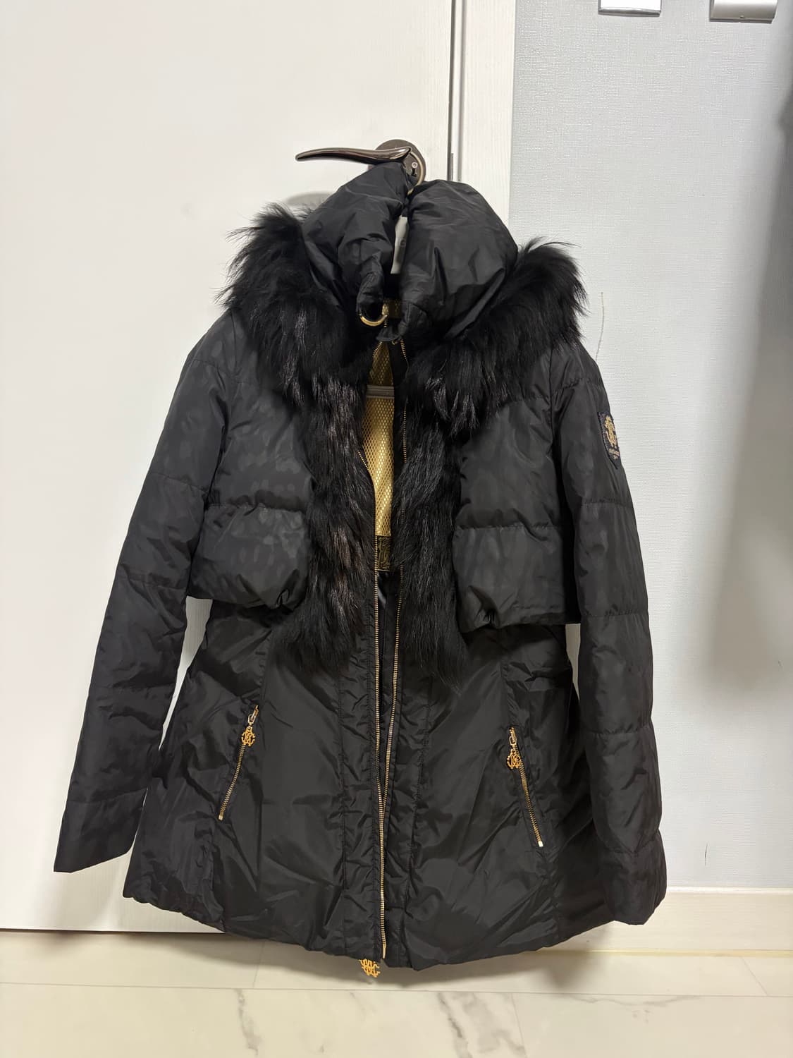 [남들과는 다르달까요..] 로베르토 카발리 하이넥 퍼 패딩 상품이미지1