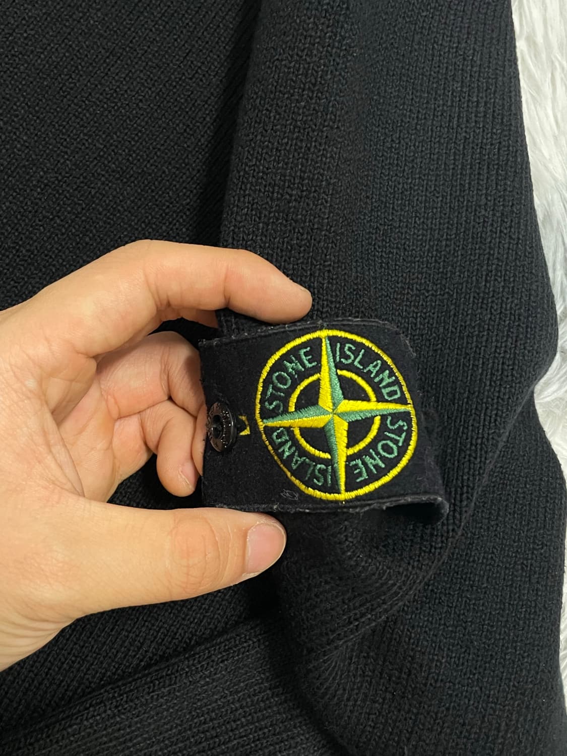 [백화점판] 스톤아일랜드 니트 블랙 [L] 상품이미지3