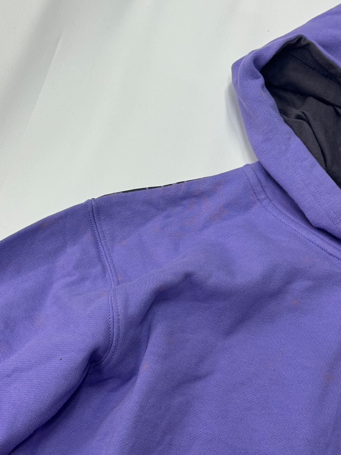 재팬 디즈니 정품 우슬라 레터링 프린팅 퍼플 후드집업 괴짜룩(새제품) 상품이미지5