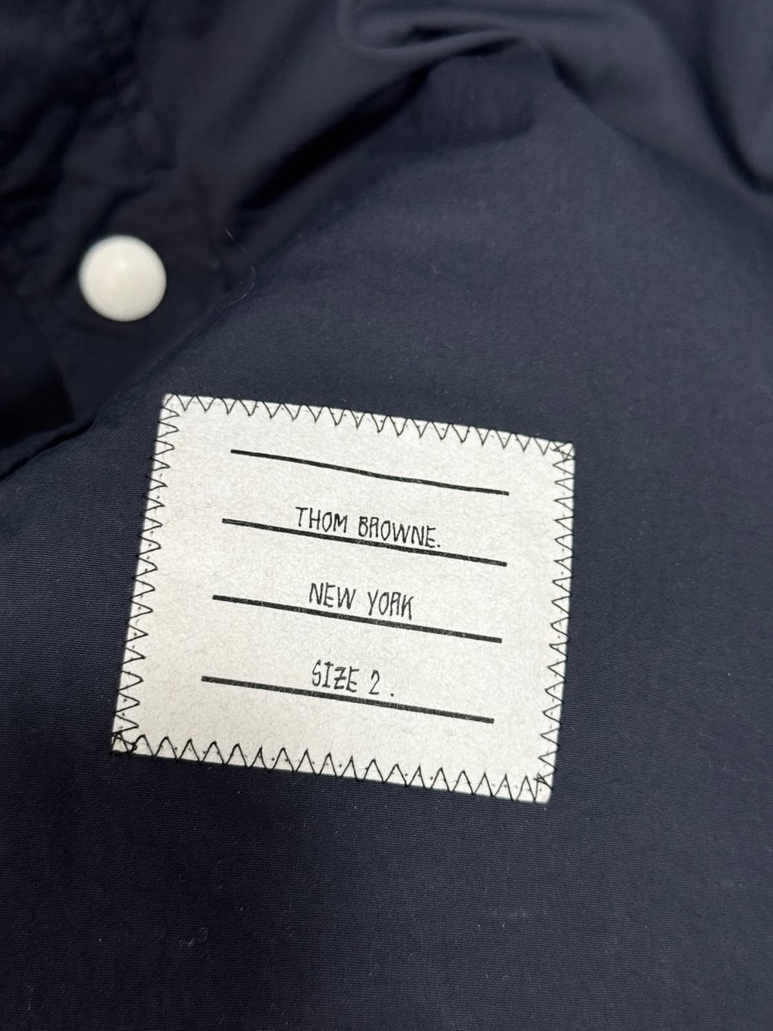 톰브라운 암밴드 나일론 셔츠 자켓 2사이즈  상품이미지3