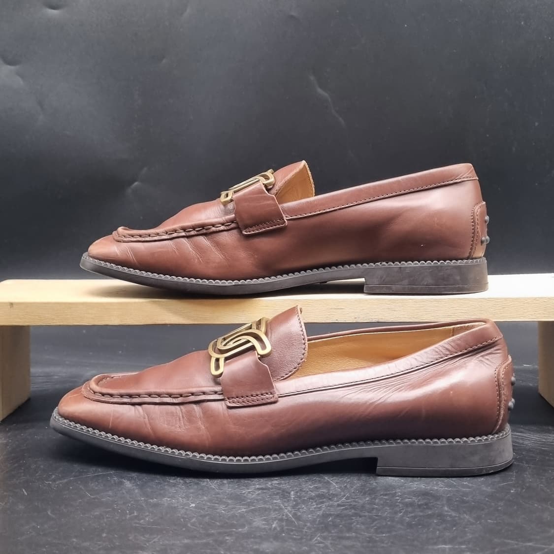 토즈 체인디테일 여성로퍼 36.5 235 상품이미지1