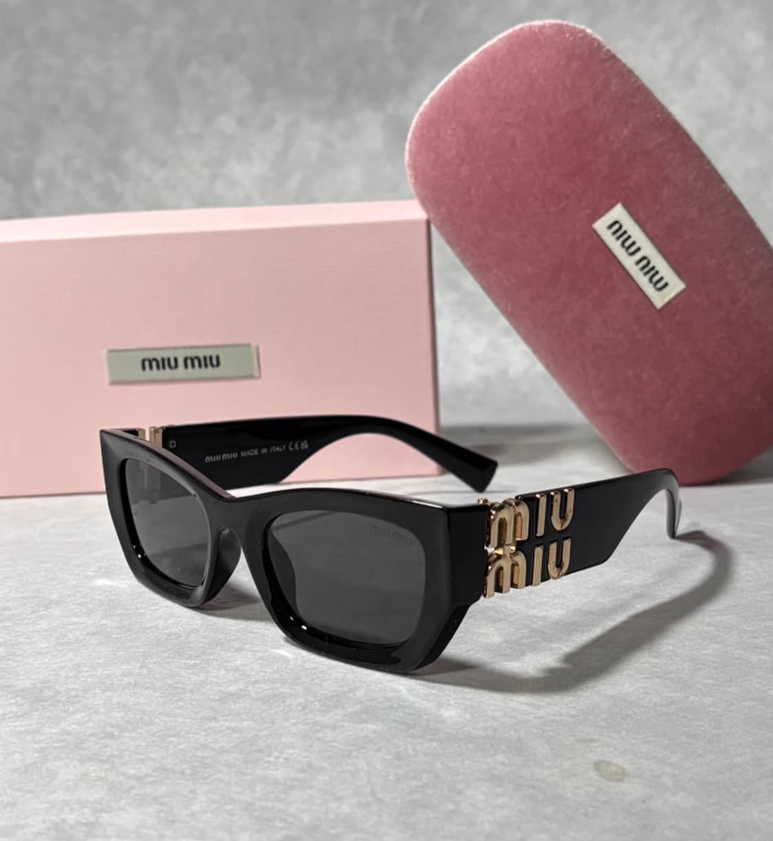 미우미우 블랙 선글라스 상품이미지2