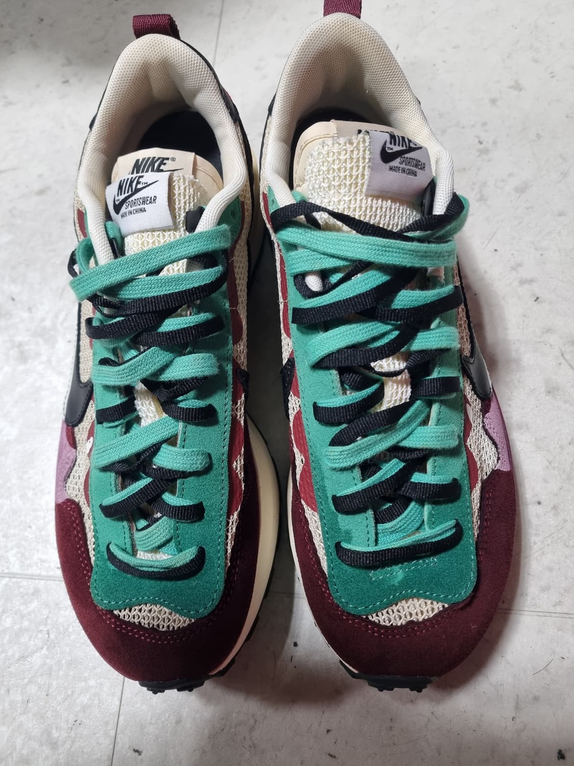 나이키 사카이 베이퍼와플 빌런 상품이미지1