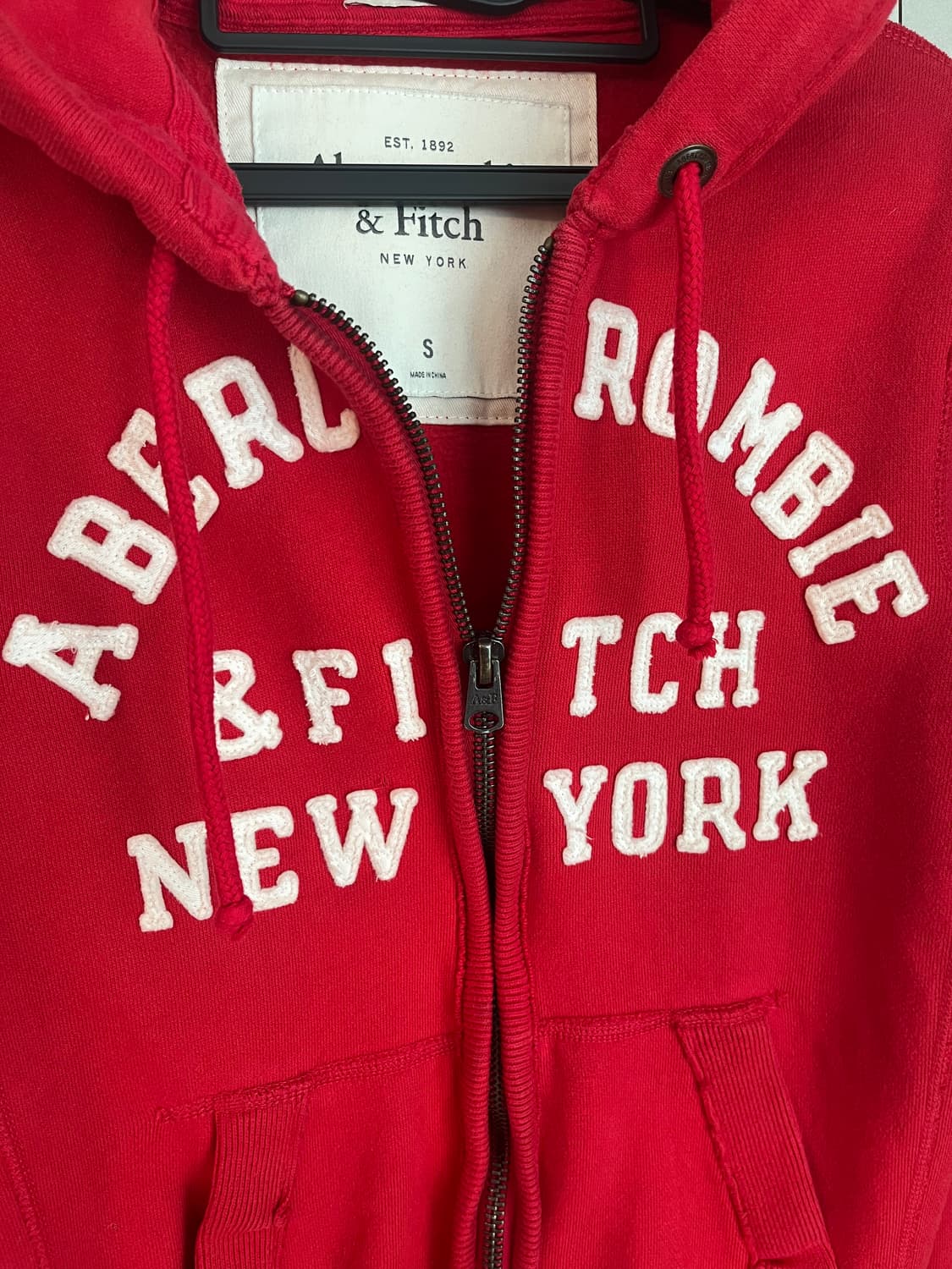 아베크롬비 스펠로고 대장 후드집업 레드 [S] 상품이미지4