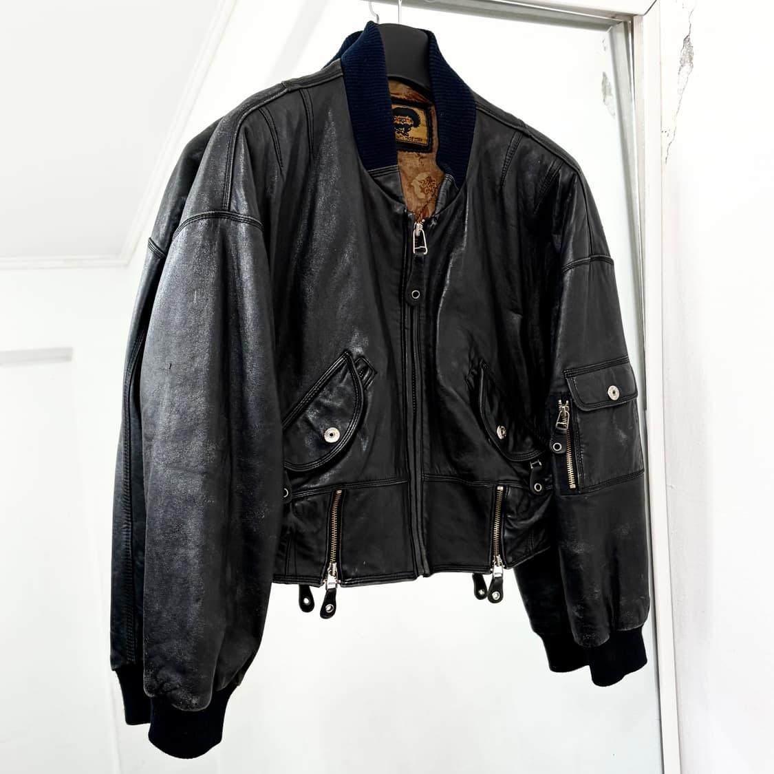 Foxrun 90s 양가죽 크롭 MA-1 자켓 상품이미지1