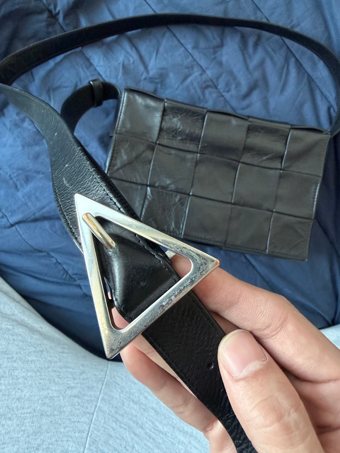 보테가베네타 레더 카세트백 블랙 상품이미지3