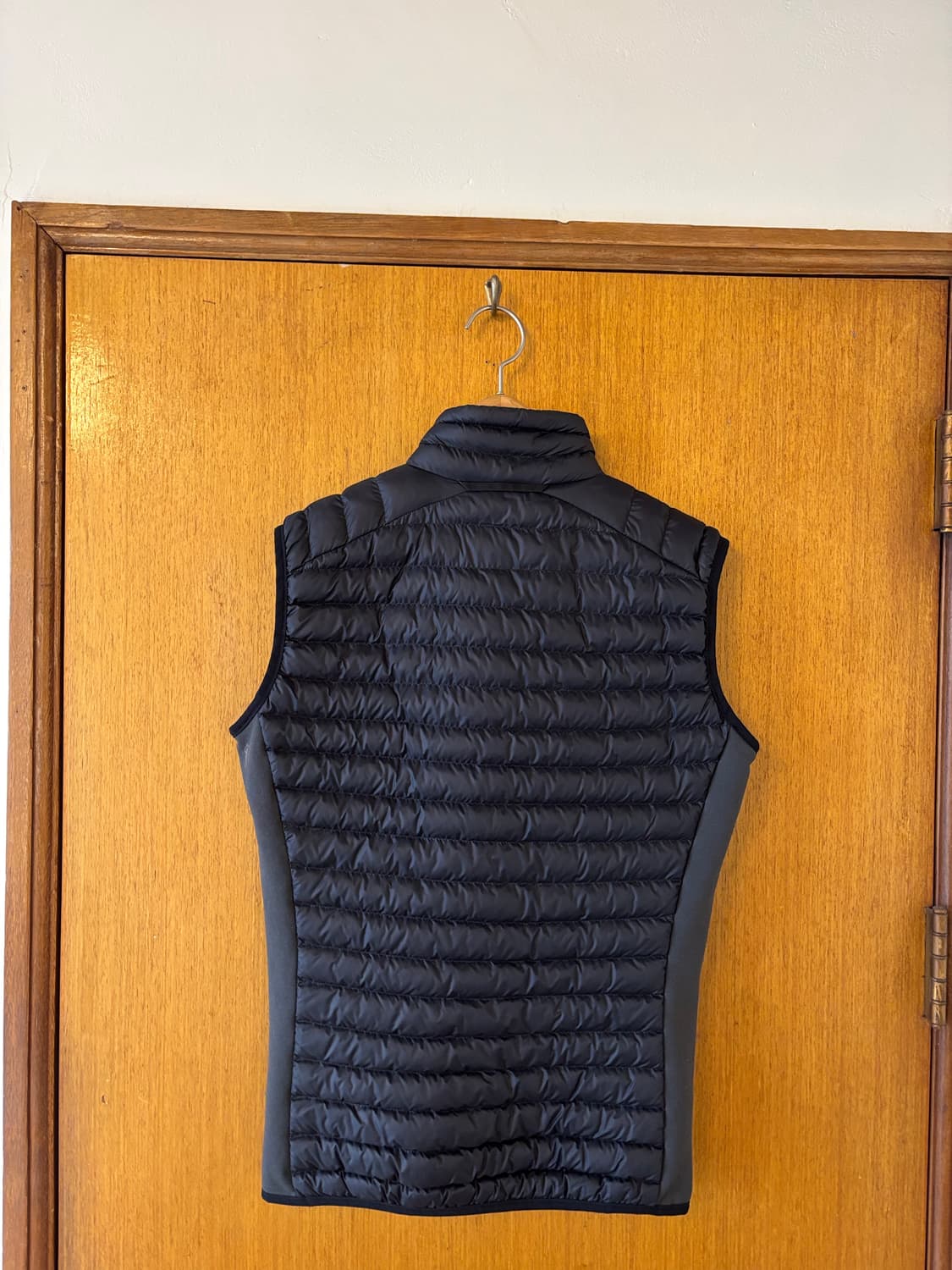 Haglofs 하그로프스 블랙 패딩 조끼 상품이미지5