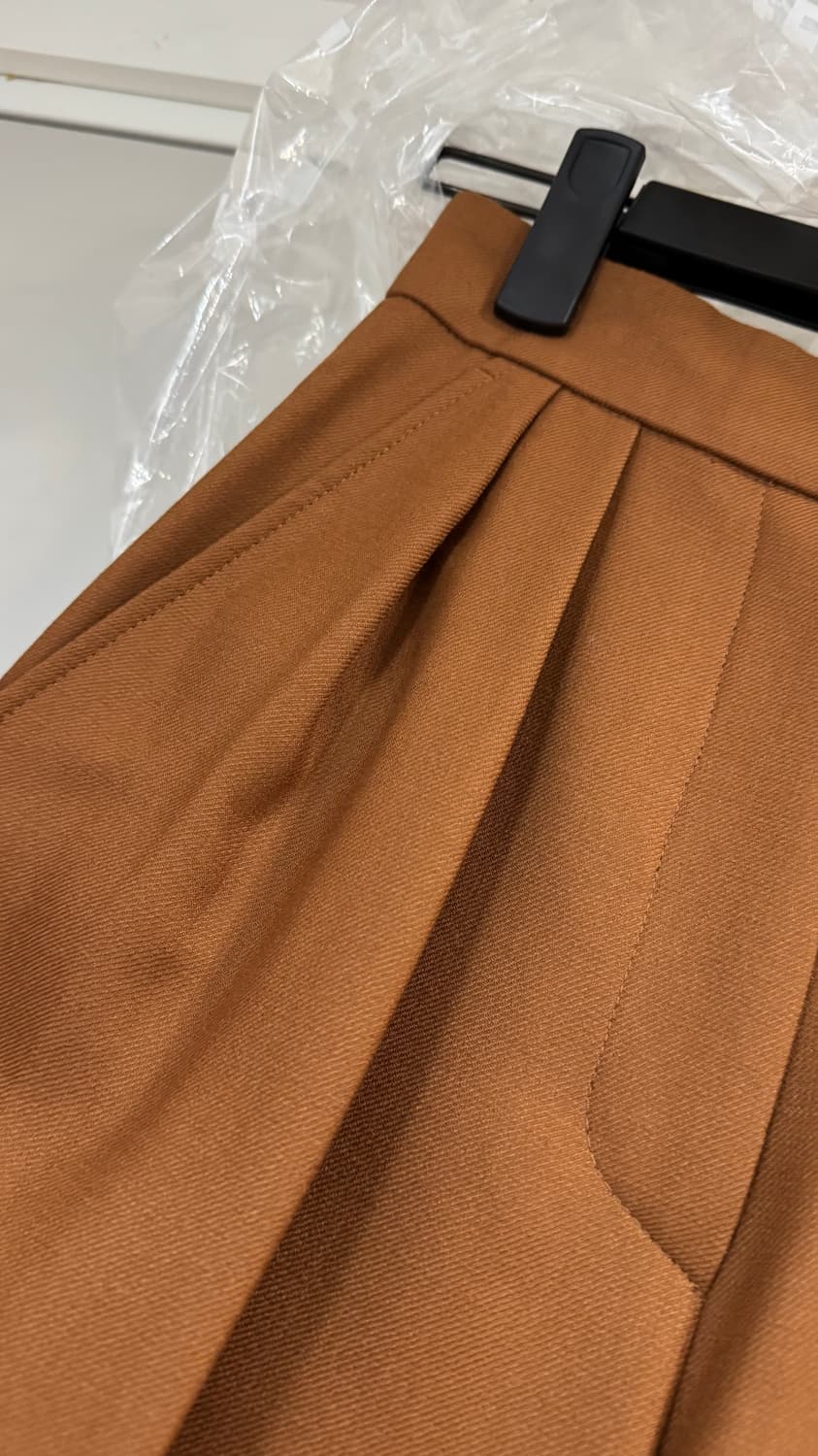 MYEYEKO 핀턱슬랙스 (새상품) 상품이미지3