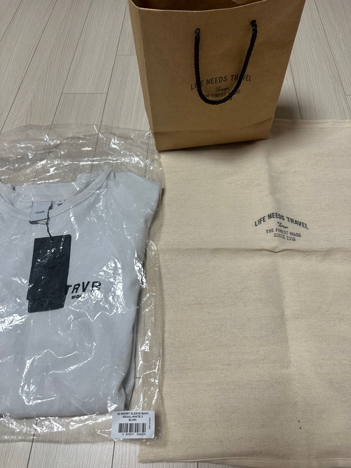 TRVR 로고 자수 화이트 티셔츠 3(L) 상품이미지9