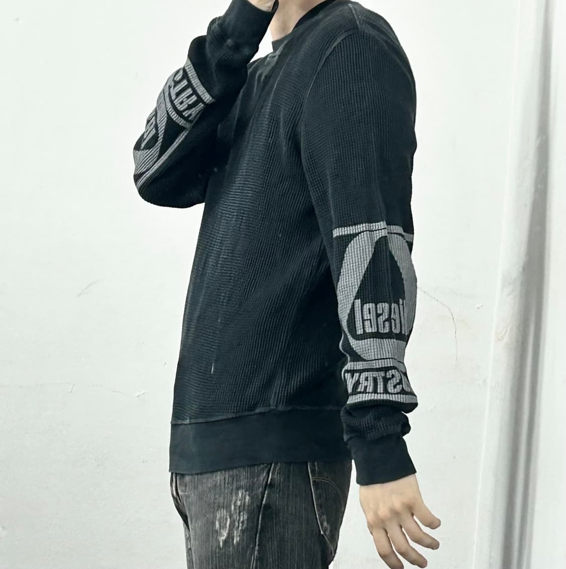 디젤 사이드 로고 와플 롱슬리브 상품이미지3