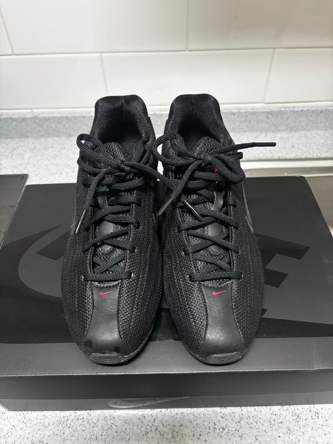 나이키 샥스 Z 블랙 유니버시티 우먼 판매합니다 상품이미지1