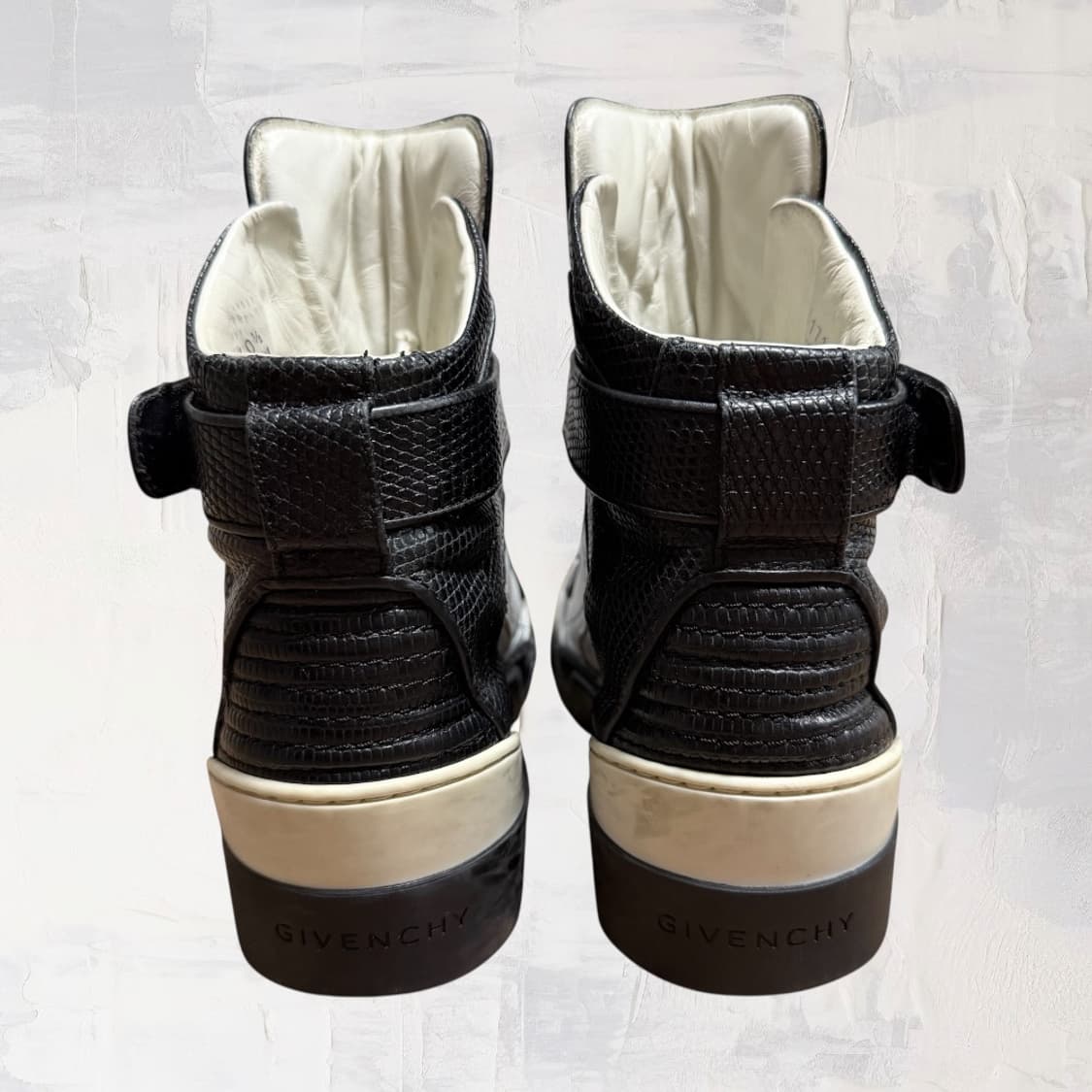 지방시 타이슨 스니커즈 40.5 상품이미지3