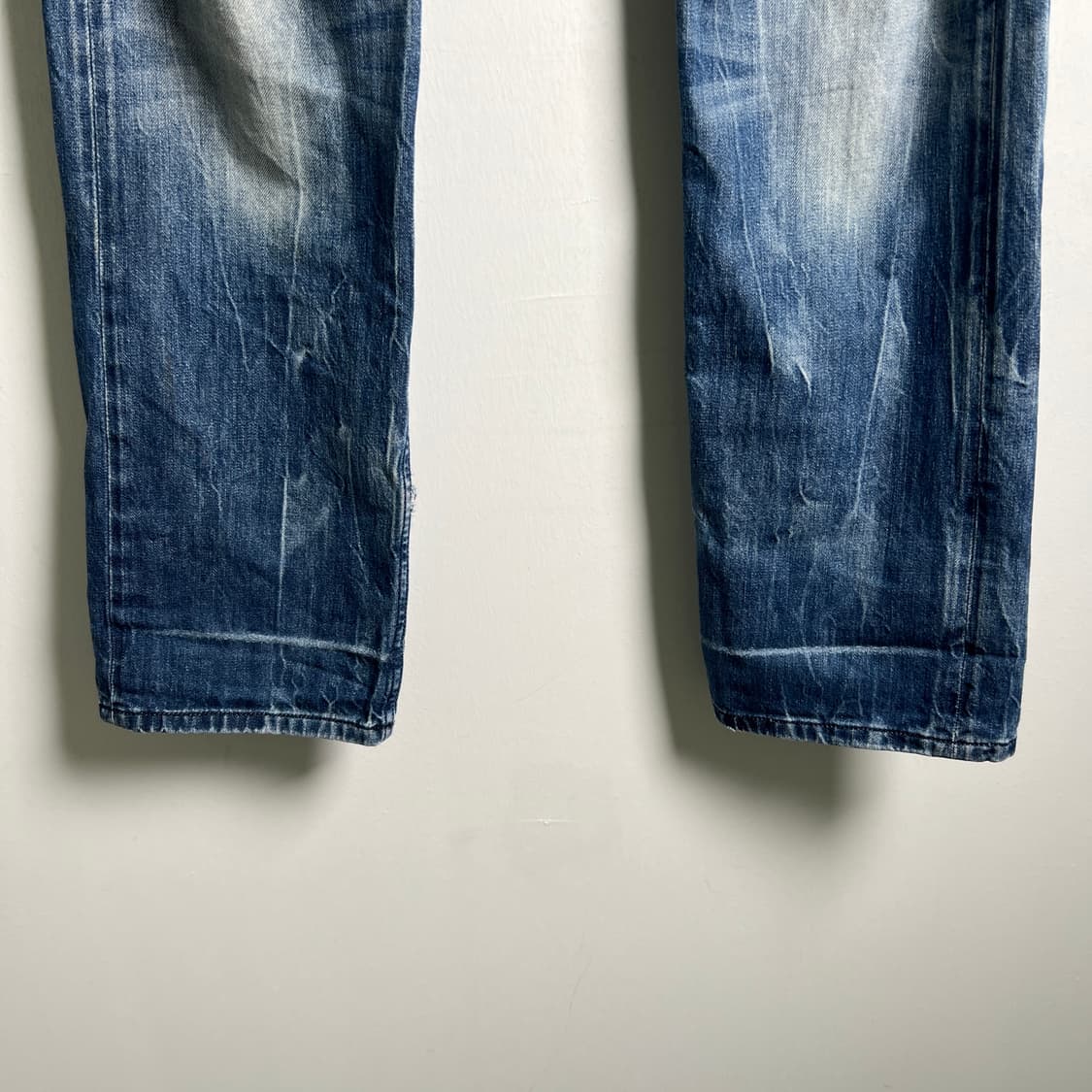diesel 디젤 MENNIT 디스트로이드 워싱 데님 팬츠 30 상품이미지5
