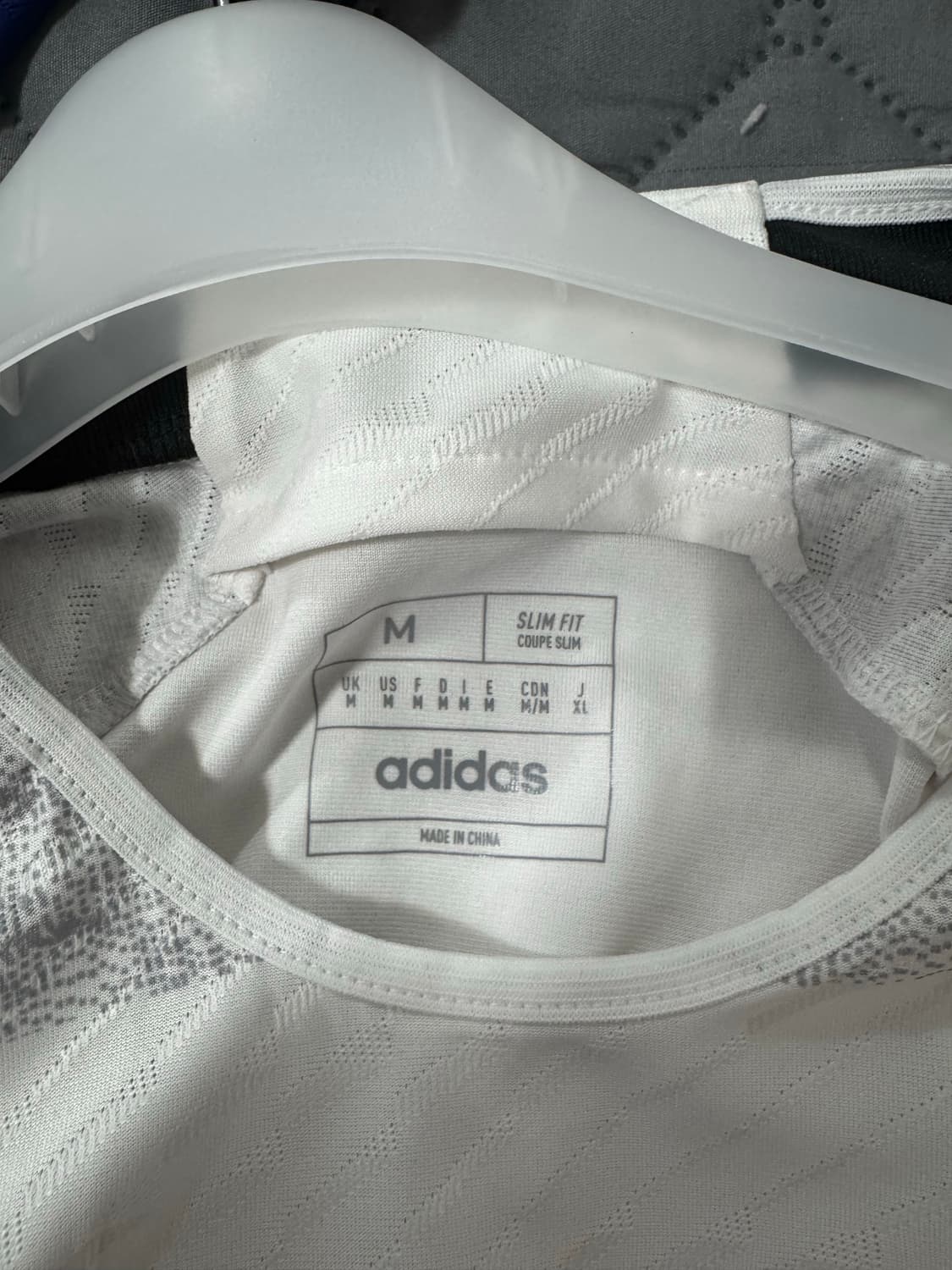 ( 새상품)유벤투스 23-24 어웨이 유니폼 M 상품이미지3